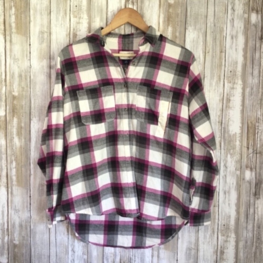 NWT Universal Thread Purple & Black Plaid Button Down